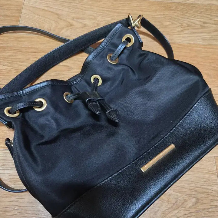 [BUNJANG] Carlin Honey Bucket Bag / 칼린 허니 버킷백 (복조리백)