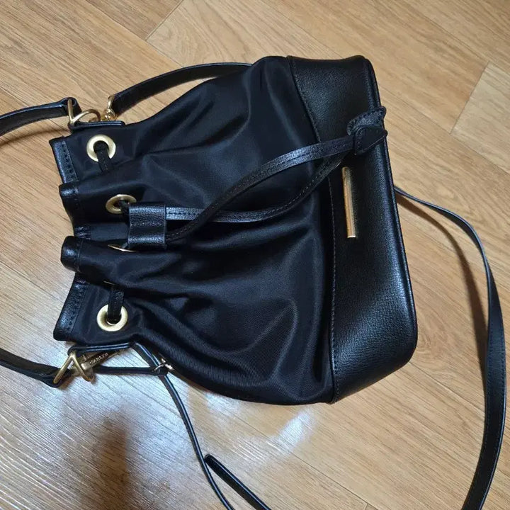 [BUNJANG] Carlin Honey Bucket Bag / 칼린 허니 버킷백 (복조리백)