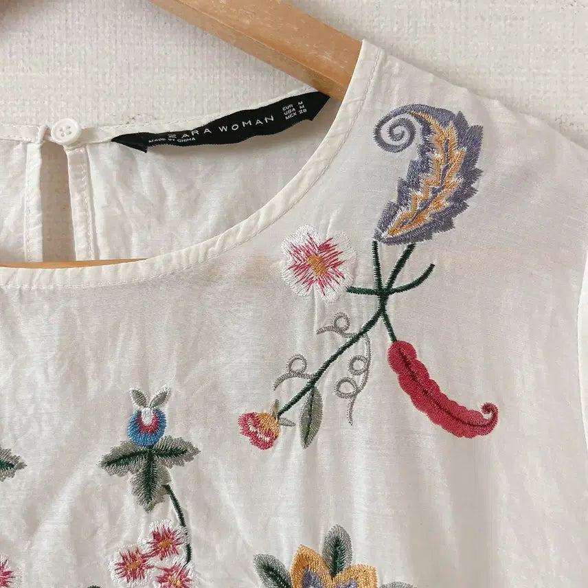 [BUNJANG] ZARA Embroidered Layered Blouse / 자라레이어드 자수블라우스