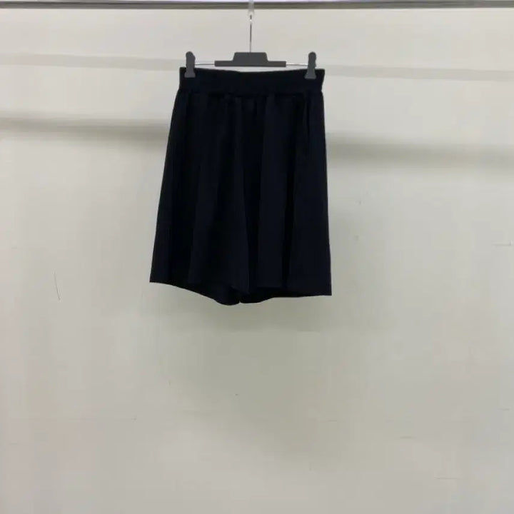 [BUNJANG] No Brand Black Spandex Banding Shorts / [노브랜드] 검정 스판 밴딩 반바지 ( 26-27)