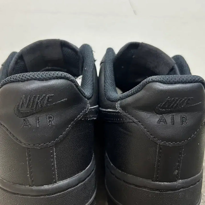 [BUNJANG] Nike Air Force 1 Low Triple Black Sneakers / 나이키 에어포스 로우 트리플 블랙 250