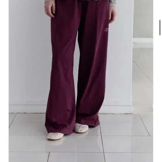 [BUNJANG] Toav Airy Cotton Pants - Burgundy / 토아베 에어리 코튼 팬츠 (그레이프,와인,버건디)