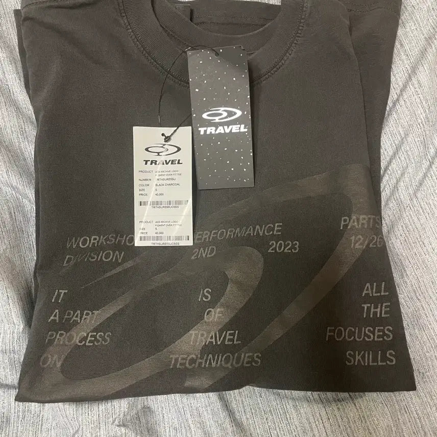 [BUNJANG] Travel Charcoal S-Size T-shirt / 트래블 반팔티 새제품 (텍있음)
