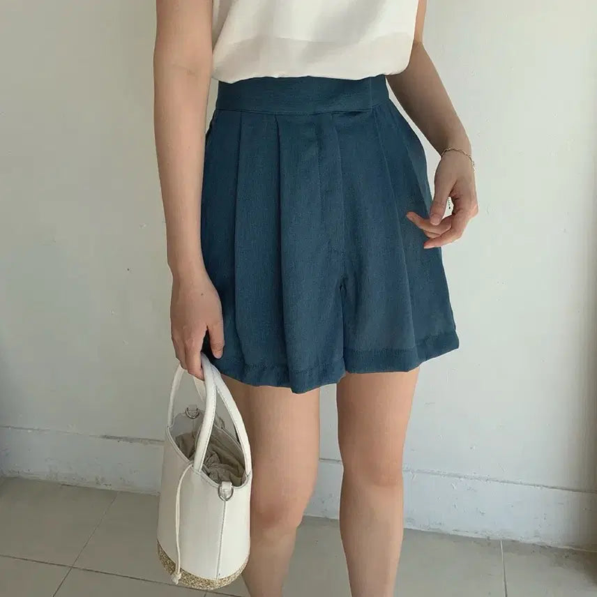 [BUNJANG] A-Line Elastic Waist Shorts Beige / 여름 핀턱 a라인 밴딩 반바지 숏팬츠 3부팬츠 베이지 에이블리 지그재그