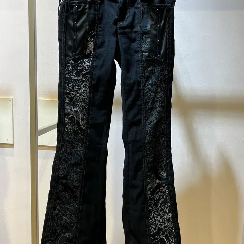[BUNJANG] Ozz Croce Dragon Print Flare Pants / Ozz Croce