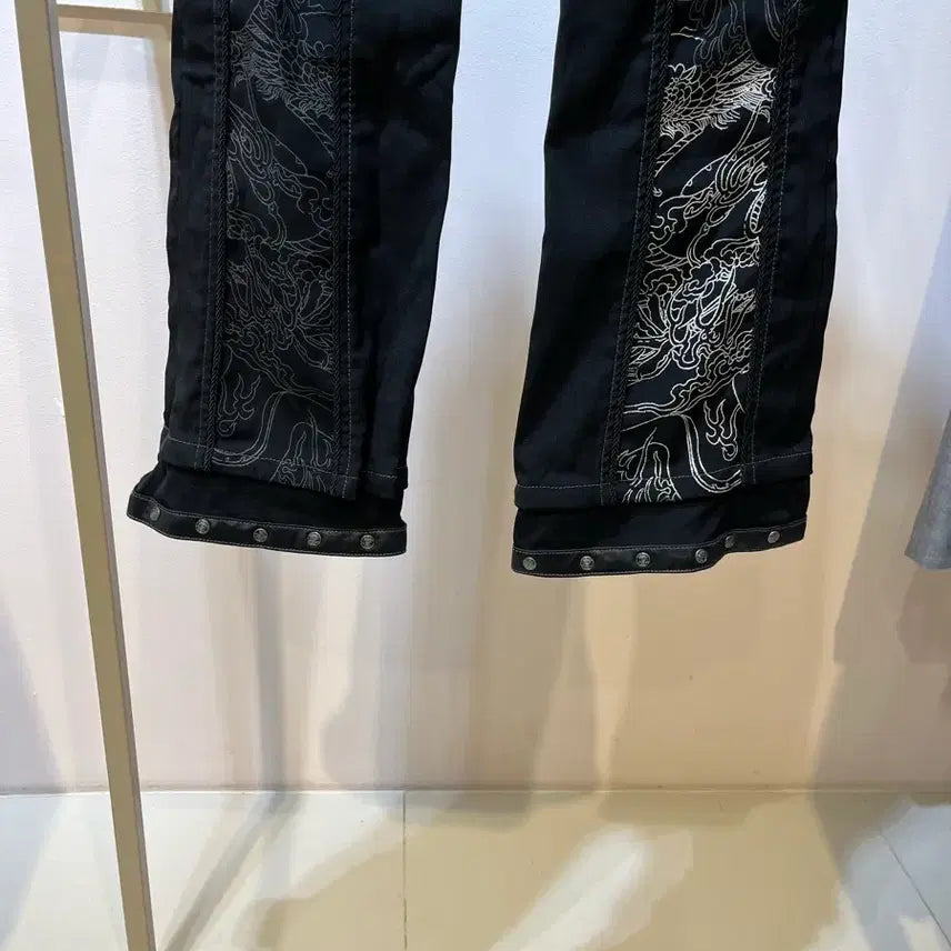 [BUNJANG] Ozz Croce Dragon Print Flare Pants / Ozz Croce