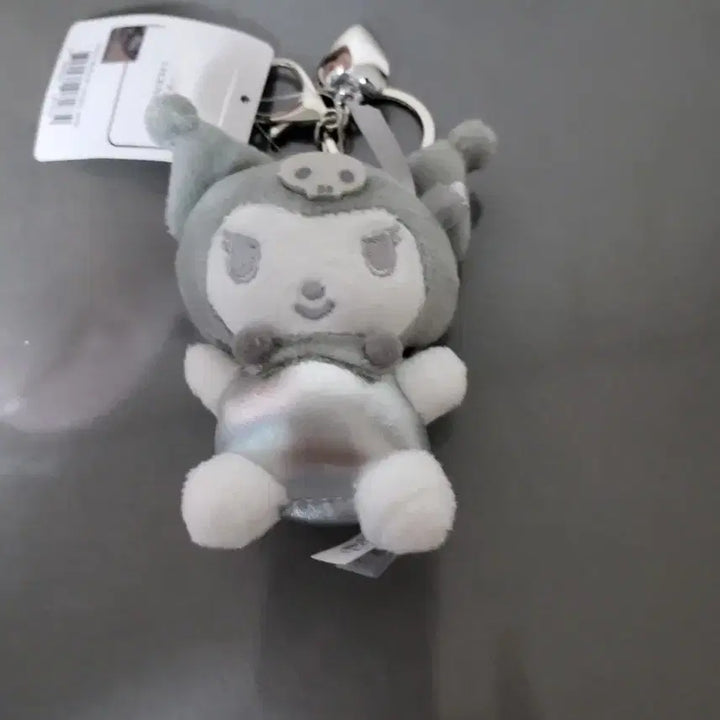 [SOLD OUT] (5월까지 할인)쿠로미 실버 미니 인형 키링