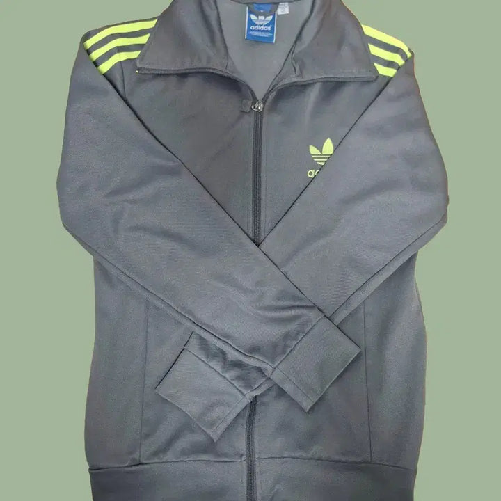 [BUNJANG] Adidas Europa Track Top Gray/Charcoal / 아디다스 유로파 져지 트랙탑 그레이/차콜 형광 100 M