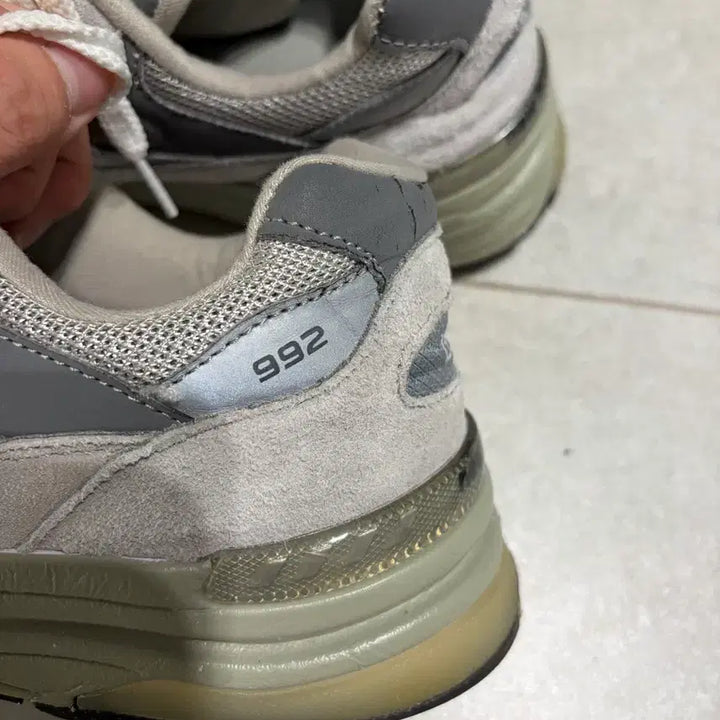 [BUNJANG] New Balance 992 Sneakers / 뉴발란스 992 280
