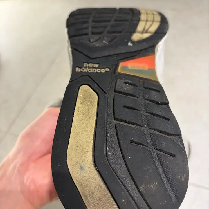 [BUNJANG] New Balance 992 Sneakers / 뉴발란스 992 280