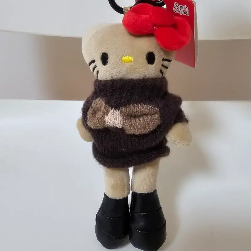 [BUNJANG] Hello Kitty Long Legs and White Keyring Set / 태닝 롱다리 헬로키티  (새상품)