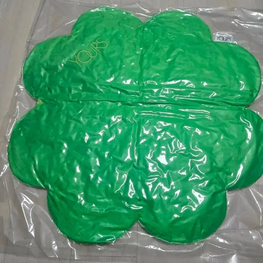 [BUNJANG] Doyoung Yours Concert Cushion / 미개봉) 도영 Yours 콘서트 방석