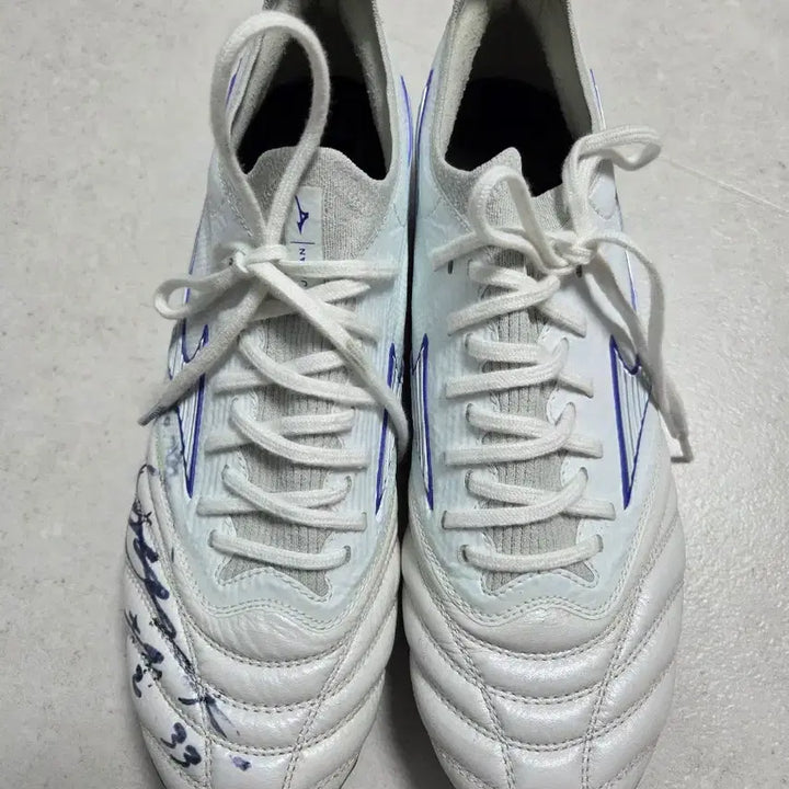 [BUNJANG] Mizuno Morelia Neo III Japan FG Hong Chul Match-Worn Signed Football Boots / 미즈노 모렐리아 네오3 재팬 홍철 실착 친필싸인 축구화