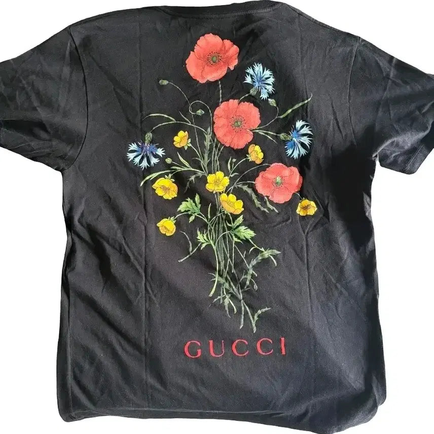 [BUNJANG] Gucci Flower Printing Black Short Sleeve T-Shirt / (정품) 구찌 GUCCI 의 감성이 담긴 플라워 프린팅 블랙 반팔티