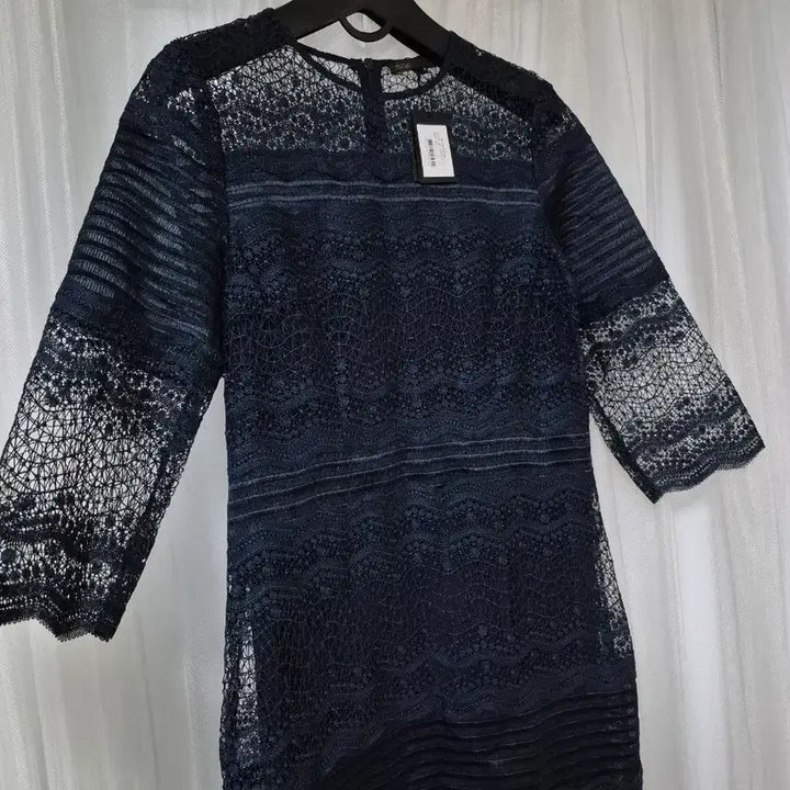 [BUNJANG] Maje Navy Lace Dress New / 마쥬 네이비 레이스 원피스 새상품