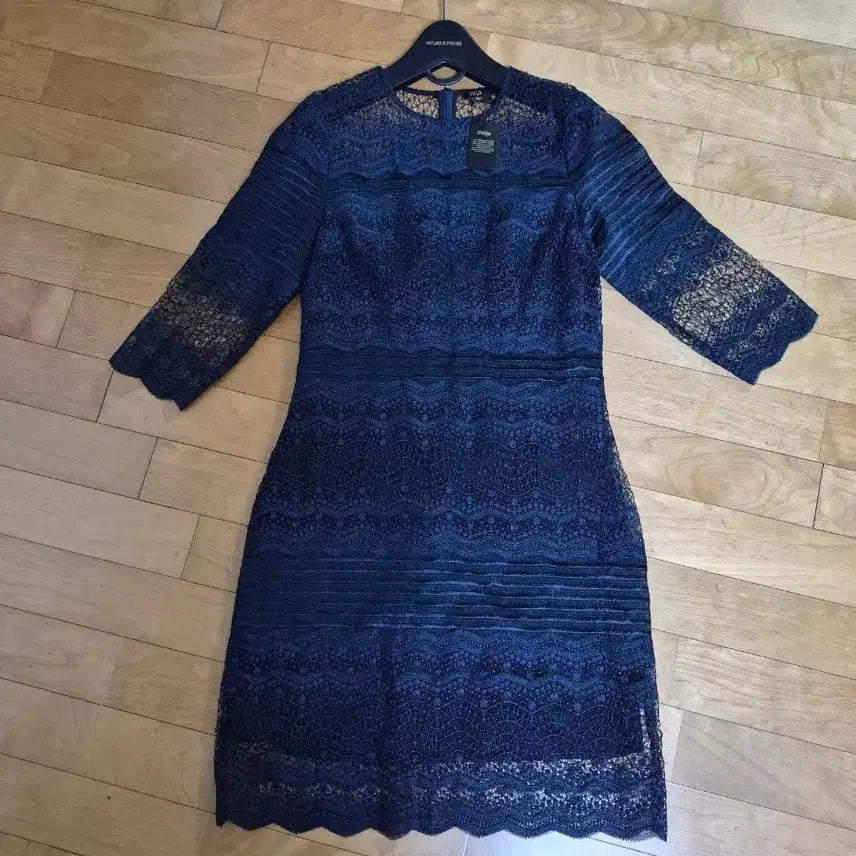 [BUNJANG] Maje Navy Lace Dress New / 마쥬 네이비 레이스 원피스 새상품