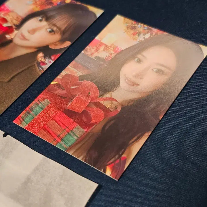[BUNJANG] LE SSERAFIM GDA Photocard + Sticker Set / 르세라핌 가대축 포카 + 띠부씰 세트(미개봉)