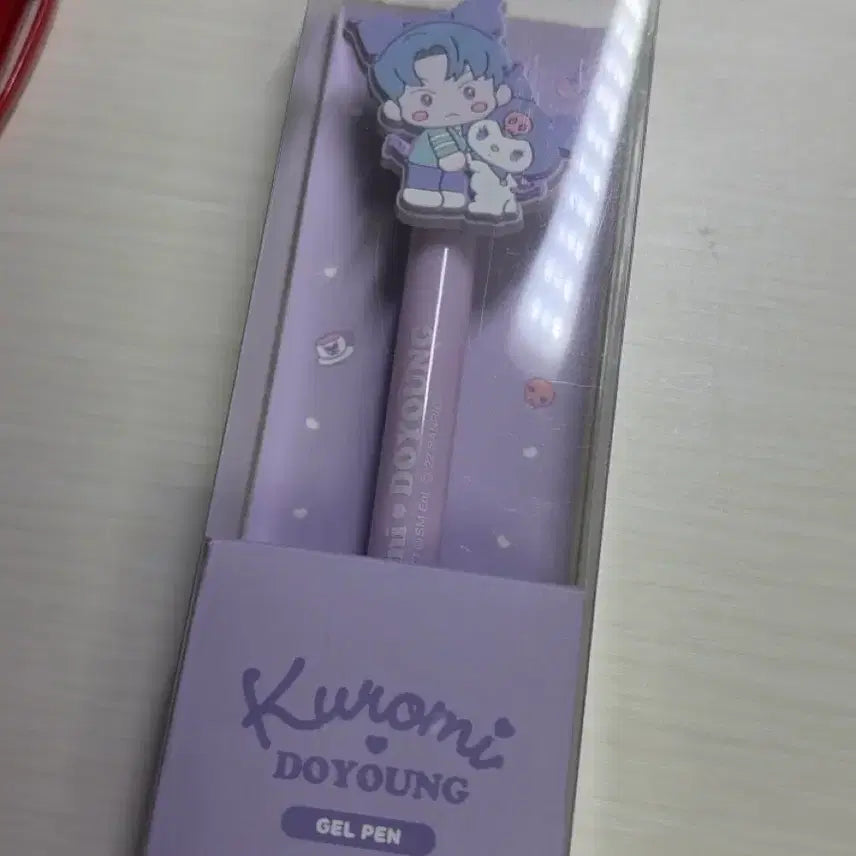 [BUNJANG] NCT Doyoung Kuromi Sanrio Collaboration Gel Pen / 엔시티 도영 쿠로미 산리오 콜라보 젤펜 볼펜