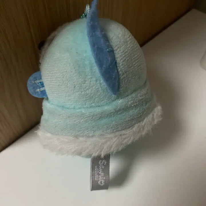 [BUNJANG] Hangyo-dong Winter Cape Keyring / 한교동 겨울 망토 키링