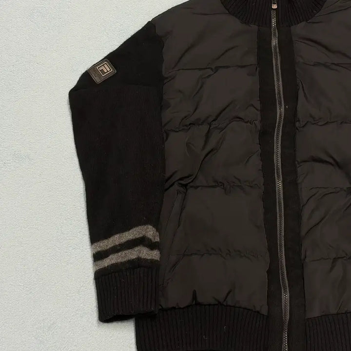 [BUNJANG] Fila 105 Knit Zip-Up / 휠라 105사이즈 니트집업