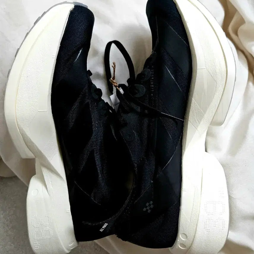 [BUNJANG] Adidas Adizero Adios Pro 4 Carbon Running Shoes Black Size 240 / 아디다스 아디제로 아디오스 프로 4 블랙 240 런닝화 카본화