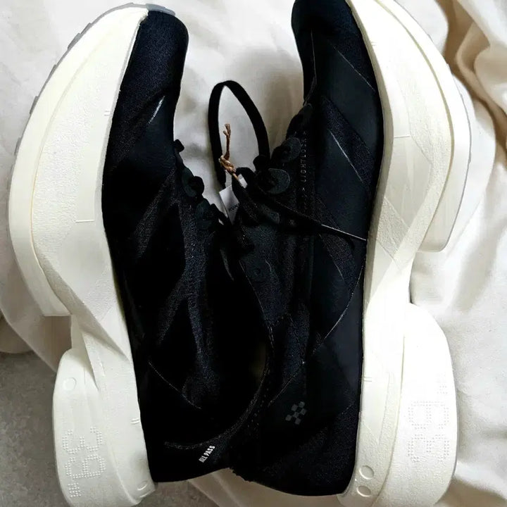 [BUNJANG] Adidas Adizero Adios Pro 4 Carbon Running Shoes Black Size 240 / 아디다스 아디제로 아디오스 프로 4 블랙 240 런닝화 카본화