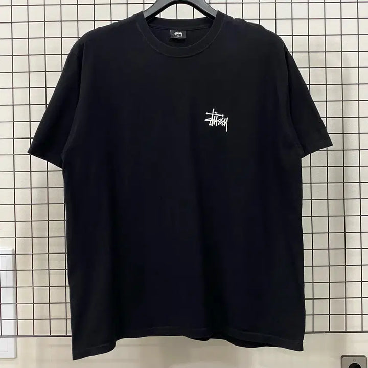 [BUNJANG] Stussy Basic Stock Logo T-Shirt 2XL / <2XL> 스투시 베이직 스탁 로고 반팔 티셔츠