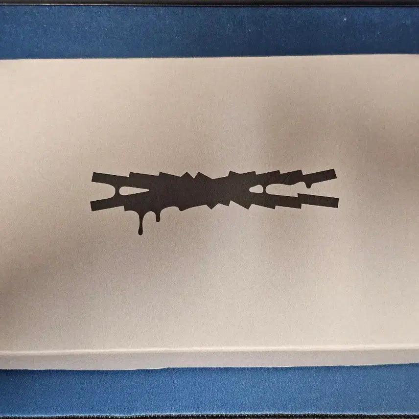 [BUNJANG] LE SSERAFIM HOT Showcase Fan Gift Set / 르세라핌 핫 HOT 쇼케이스 역조공 세트