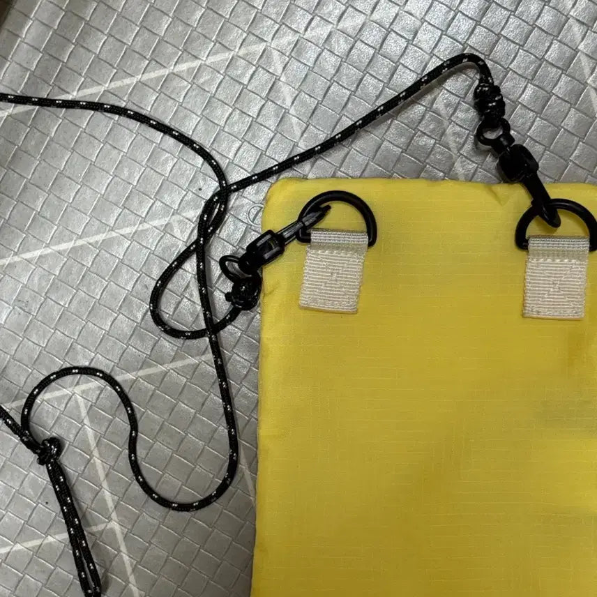 [BUNJANG] Roidesrois Yellow Zipper Mini Crossbody Bag / Roidesrois 옐로우 지퍼 미니 크로스백