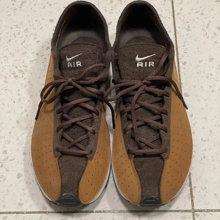 [BUNJANG] Nike Air Superfly Soccer Cleats (Size 285) / 나이키 에어 슈퍼플라이 285사이즈