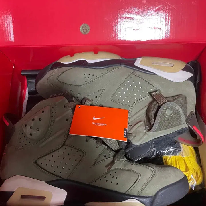 [BUNJANG] Nike Air Jordan 6 Travis Scott Olive / [275] 나이키 조던6 트래비스 스캇 올리브