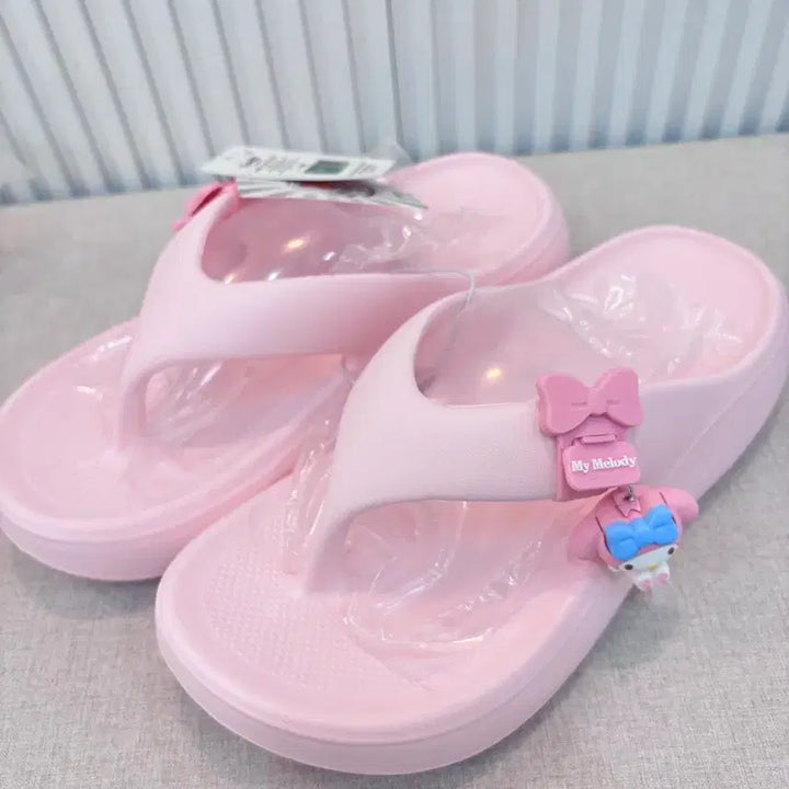 [BUNJANG] My Melody Pink Flip-Flop Slippers (Size 240) / 마이멜로디 핑크 쪼리 슬리퍼 240