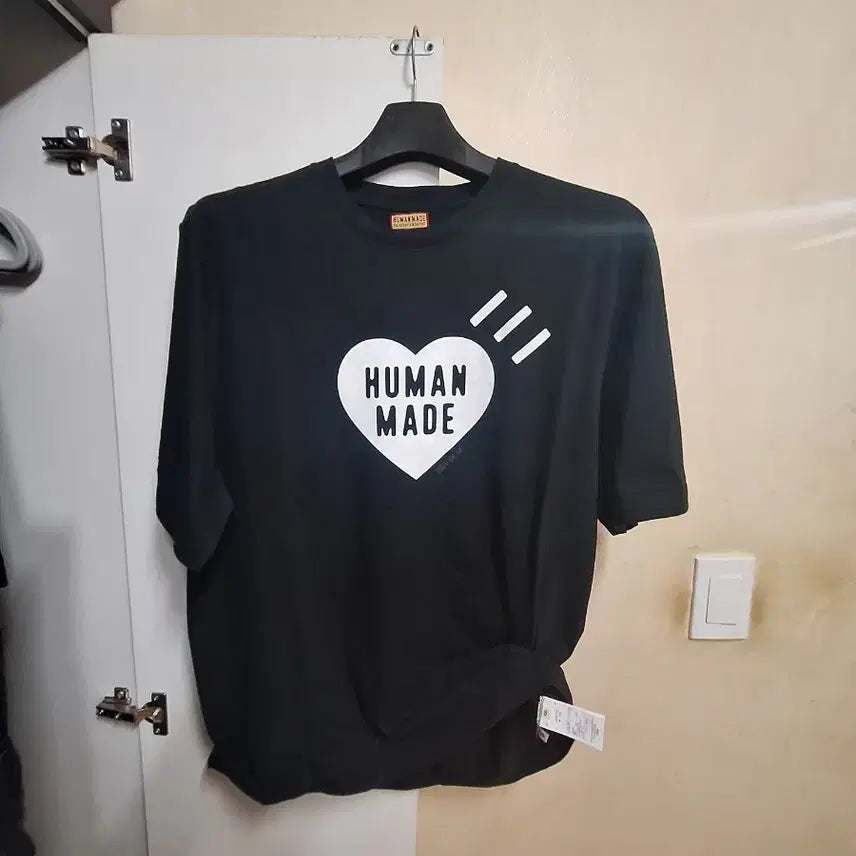 [BUNJANG] Human Made Heart Logo Short Sleeve T-Shirt Black 2XL / 휴먼메이드 하트 로고 반팔 블랙 티셔츠 2XL 새상품