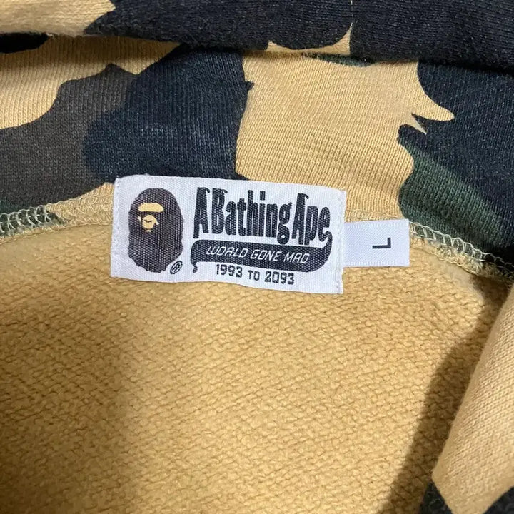 [SOLD OUT] 베이프 황계 제시가에 판매합니다