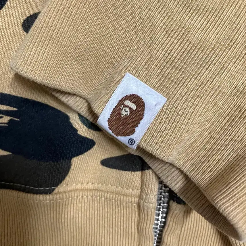 [SOLD OUT] 베이프 황계 제시가에 판매합니다