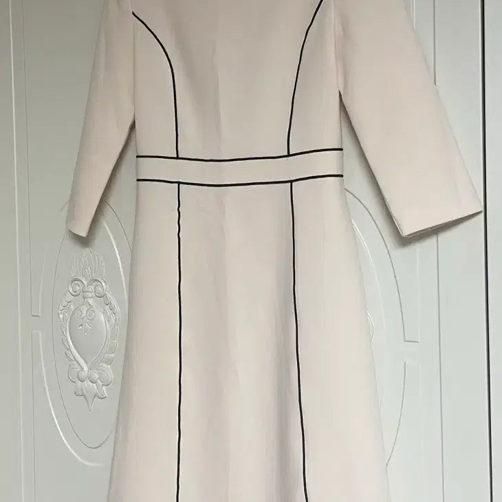 [BUNJANG] Ivory Dress for Weddings and Office Wear / 하객룩 오피스룩 원피스