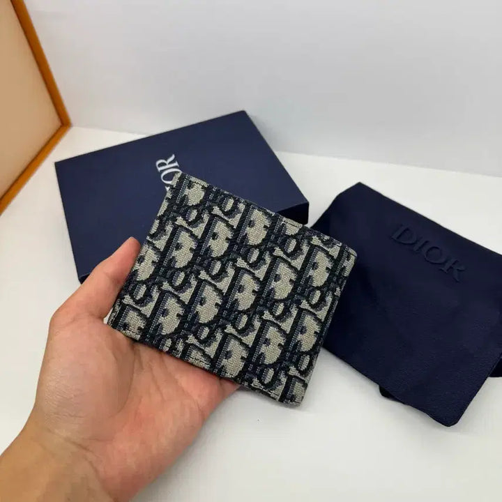 [BUNJANG] Dior Oblique Bifold Wallet Beige / 디올 오블리크 반지갑 베이지 새상품급