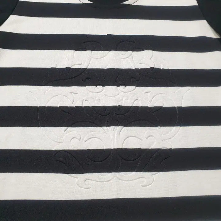 [BUNJANG] Jigott Black &amp; White Stripe Long Sleeve Dress / JJ 지고트 블랙 화이트 스트라이프 롱슬리브 원피스 여성90