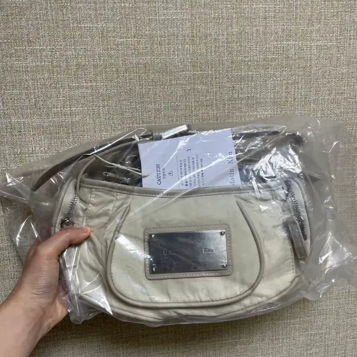 [BUNJANG] Matinkim Madeleine Round Bag / 새거) 마뗑킴 숄더백 가방 / 무료배송
