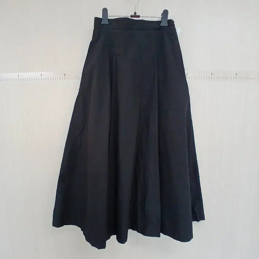 [BUNJANG] MOMBBE A-Line Long Skirt Black / MOMBBE 블랙 A라인 롱 스커트