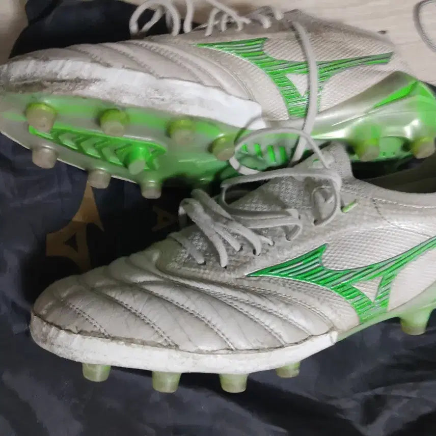 [BUNJANG] Mizuno Morelia Neo 4 Beta Japan Soccer Cleats / 미즈노 모렐리아 네오4 베타 재팬 270