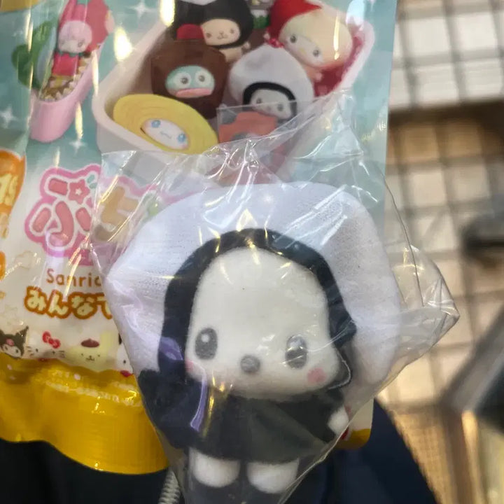 [BUNJANG] Sanrio Puchitomo All Together Lunch Box Floki Figure Pochacco / 산리오 푸치토모 모두함께 도시락 플로키 피규어 포챠코 포차코