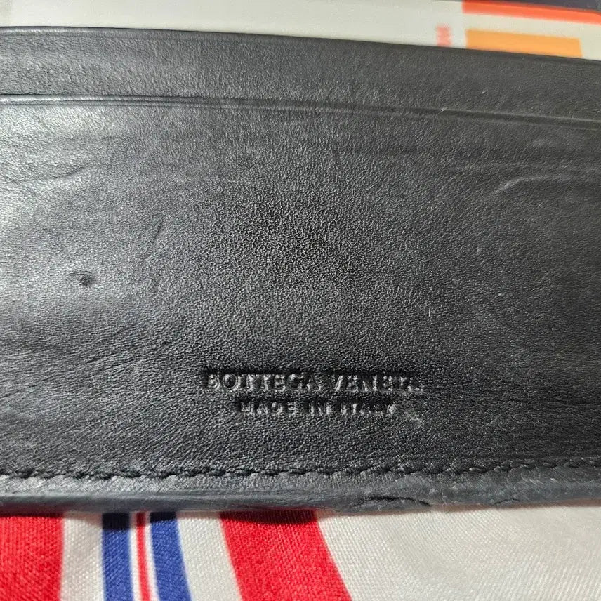 [SOLD OUT] 보테가 베네타 인트레치아노 반지갑 블랙