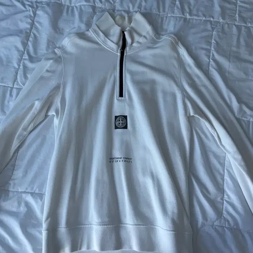 [BUNJANG] Stone Island White Half-Zip Sweatshirt / 스톤아일랜드 화이트 하프집업