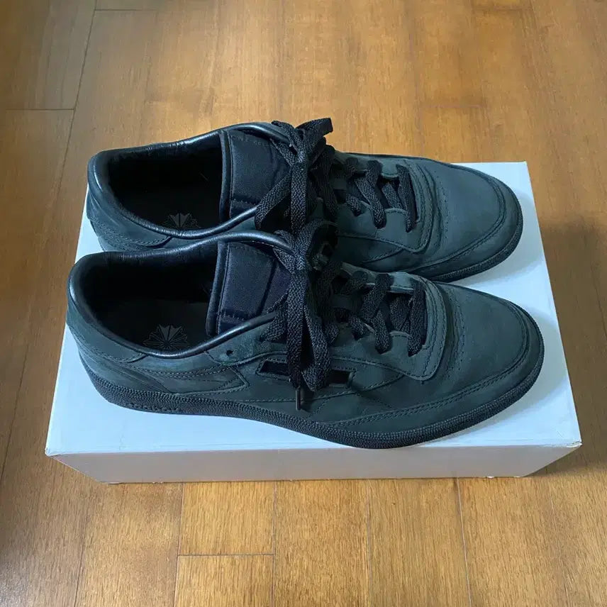 [BUNJANG] Reebok JJJJound Club C 85 Triple Black Sneakers / [280] 리복xJJJ자운드 클럽씨 85 트리플 블랙
