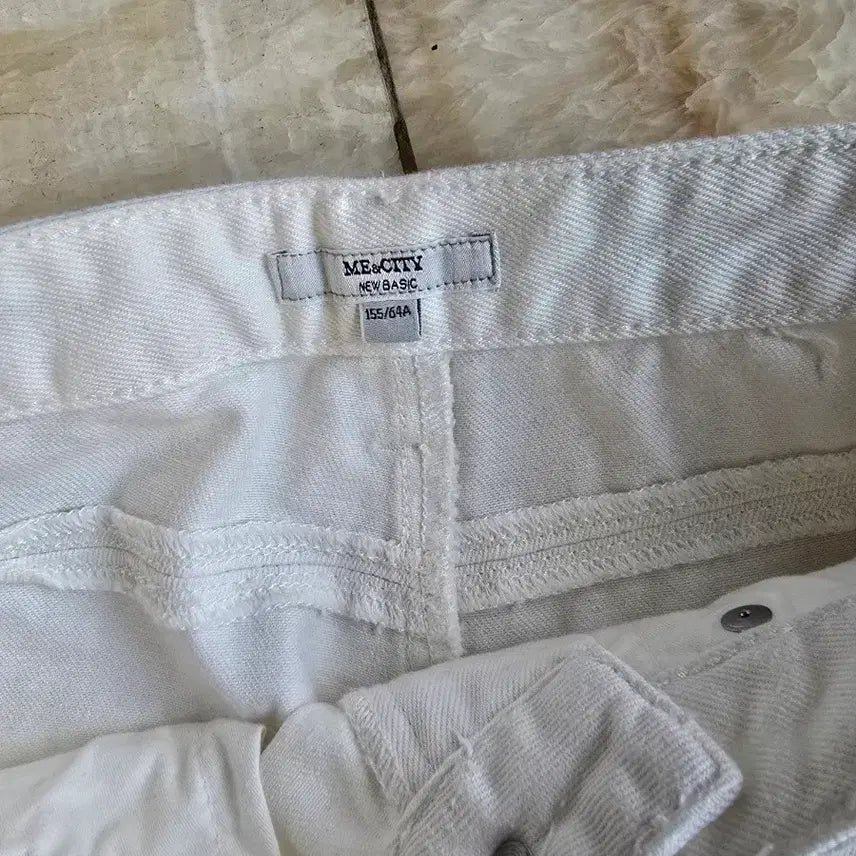 [BUNJANG] ME&amp;CITY New Basic White Damage Pants / ME&amp;CITY 뉴베이직 화이트 데미지 팬츠 155/64A