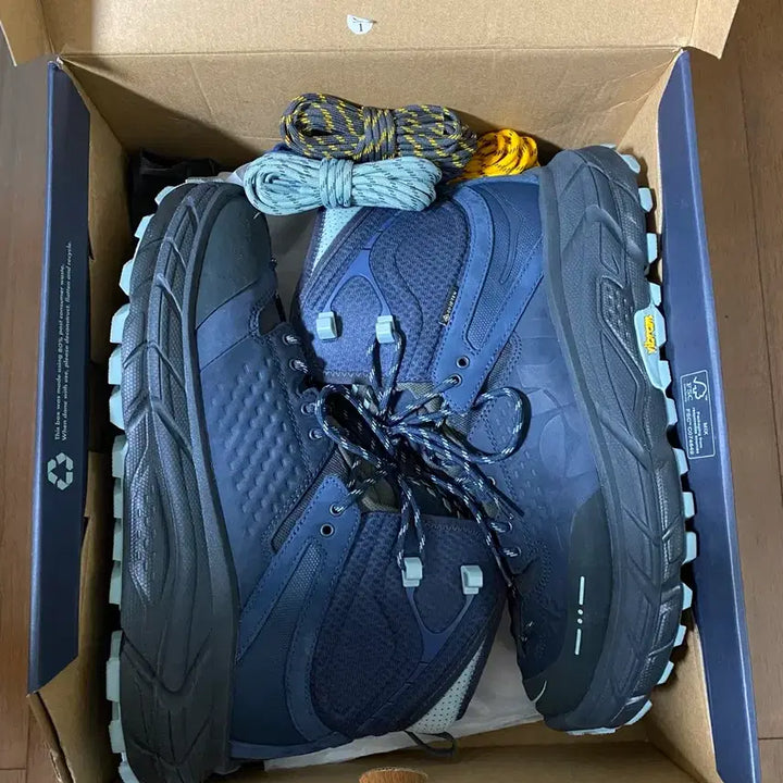 [BUNJANG] Hoka x J.L-A.L Tor Ultra Hi Blueberry Jadeite Boots / [280] 호카xJ.L-A.L 토르 울트라 하이 블루베리 제이다이트
