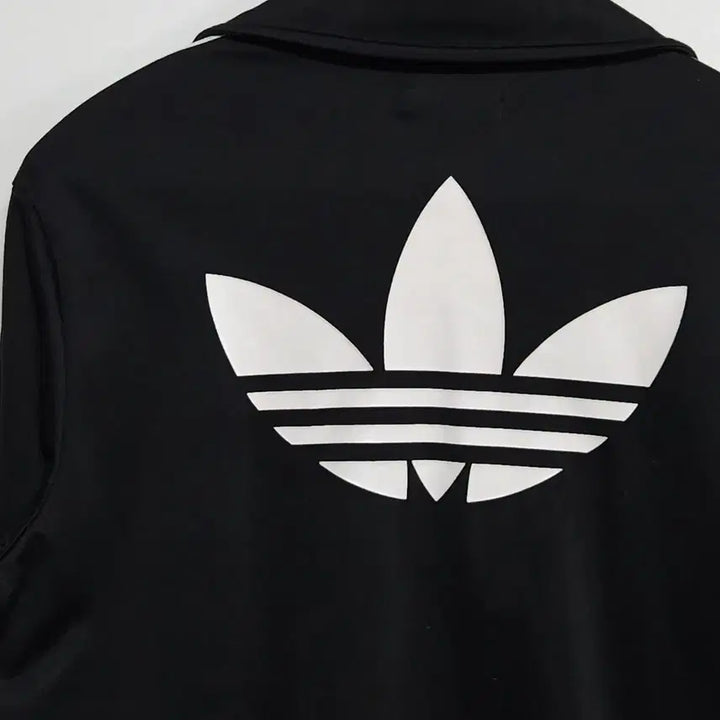 [BUNJANG] Adidas Originals Trefoil Three-Stripe Track Top Jacket Black / 아디다스 오리지널 트레포일 삼선 트랙탑 집업 블랙 / adidas Ori