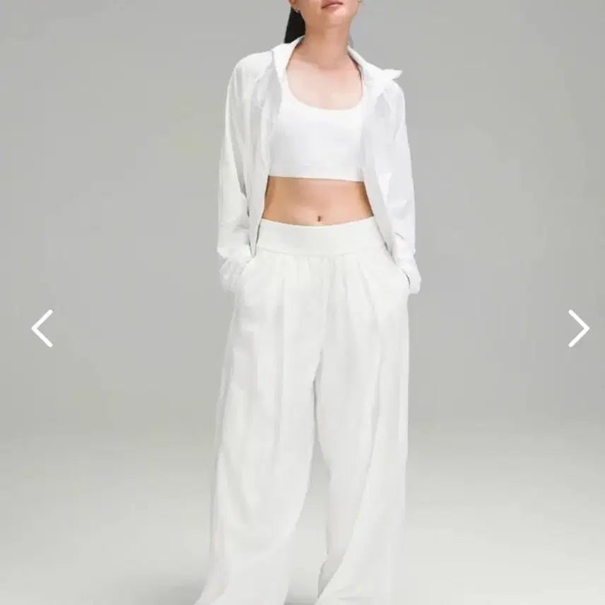 [BUNJANG] Lululemon Light Weight Tennis Pants White US 6 / 룰루레몬 라이트 웨이트 테니스 팬츠 화이트 US 6