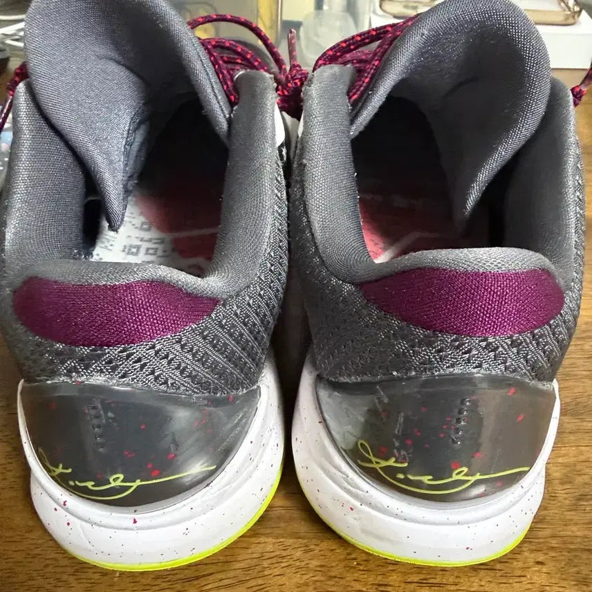 [BUNJANG] Kobe 5 Chaos Basketball Shoes / 코비 5 275